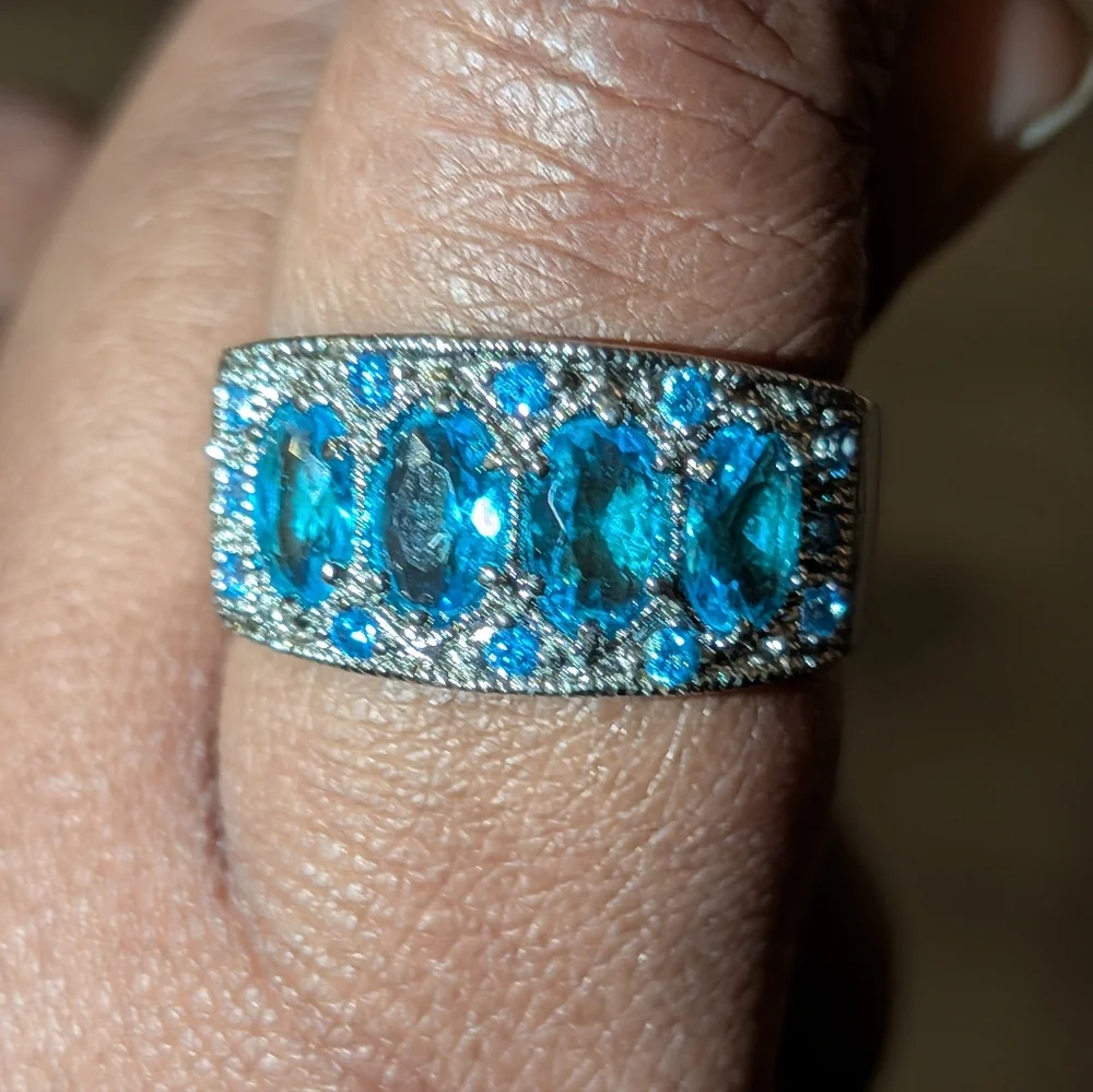 Elegant Blue Gemstone Silvery Chunky Ring Sz 8
